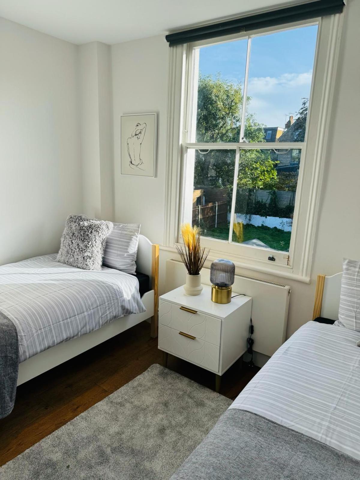 Stunning Flat In Chiswick * London