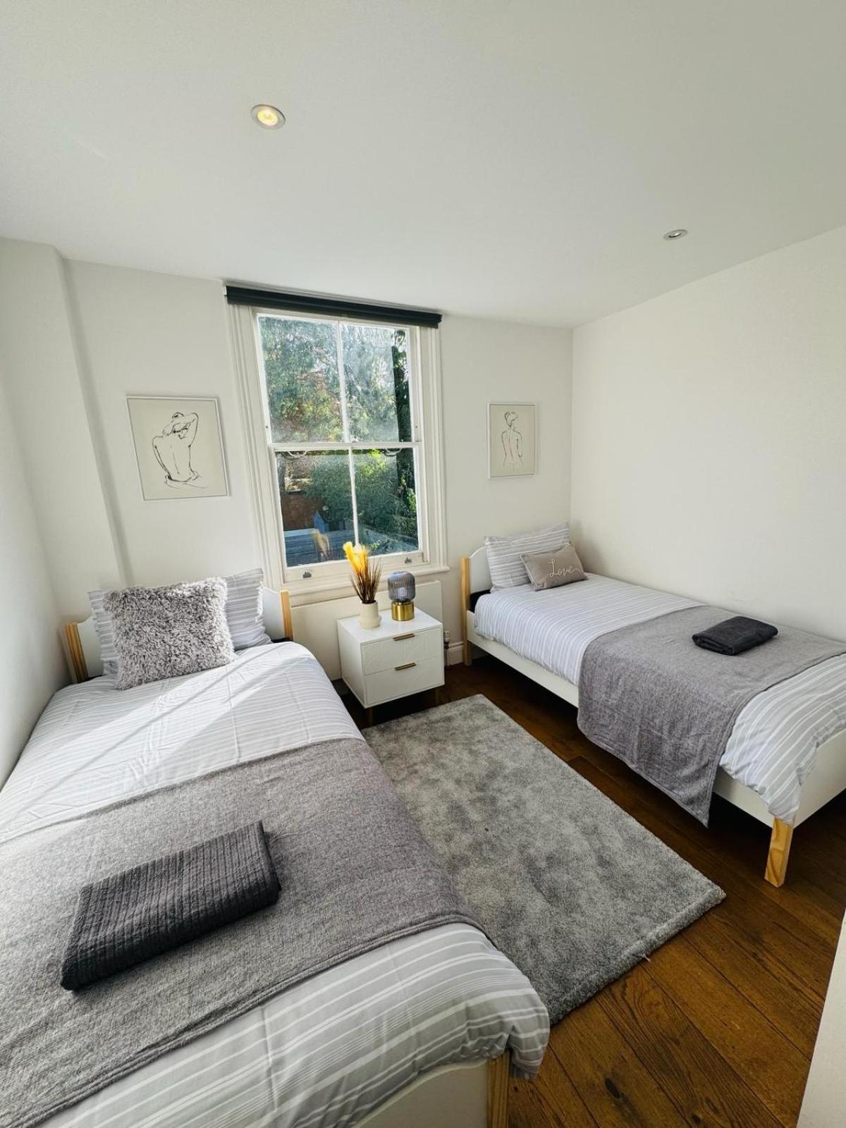 Stunning Flat In Chiswick Apartment