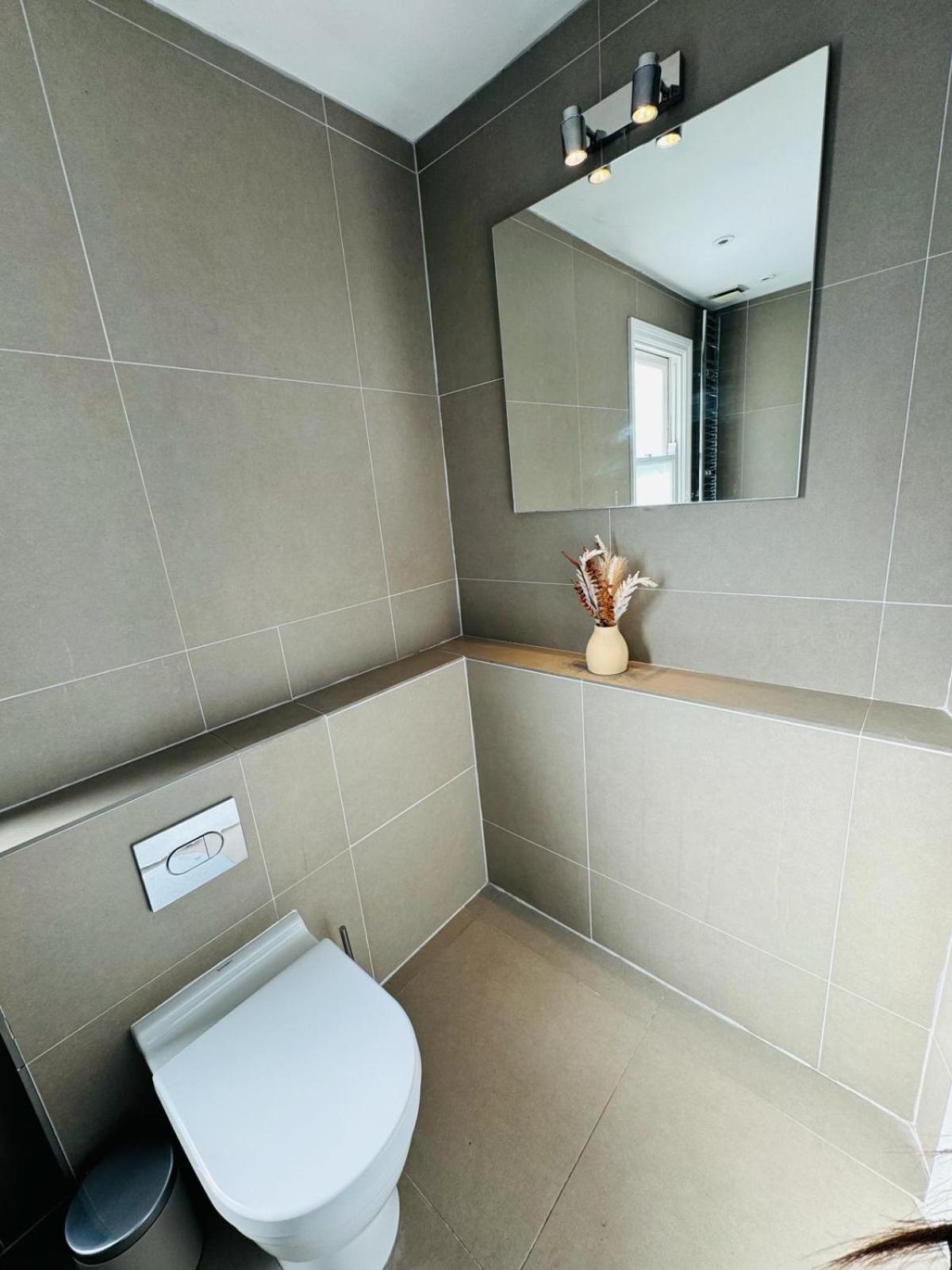 Stunning Flat In Chiswick Apartment