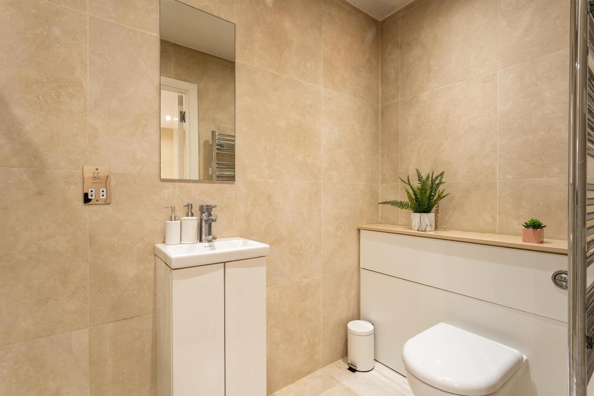 Beautiful 2-bed In London