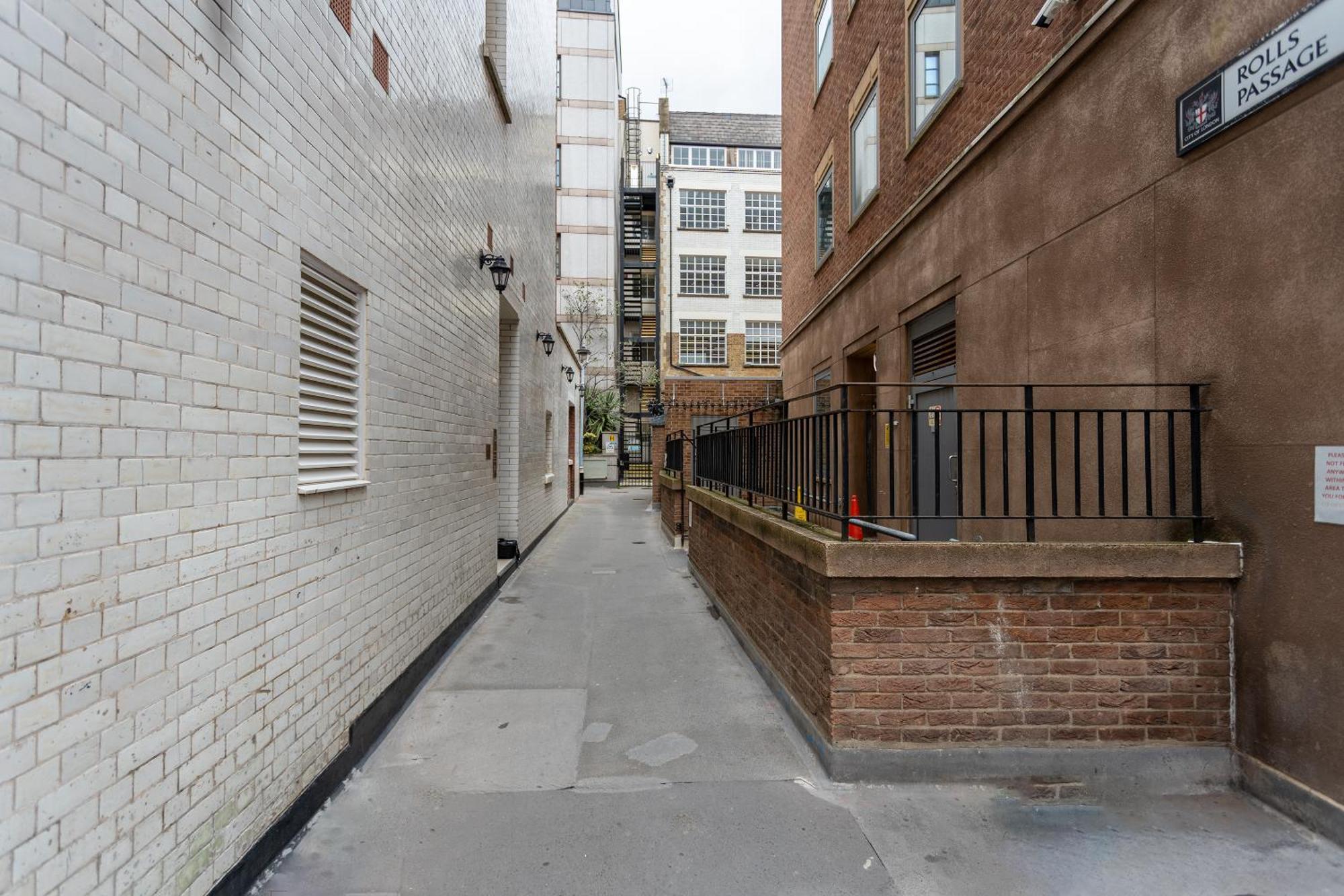 Beautiful 2-bed In London