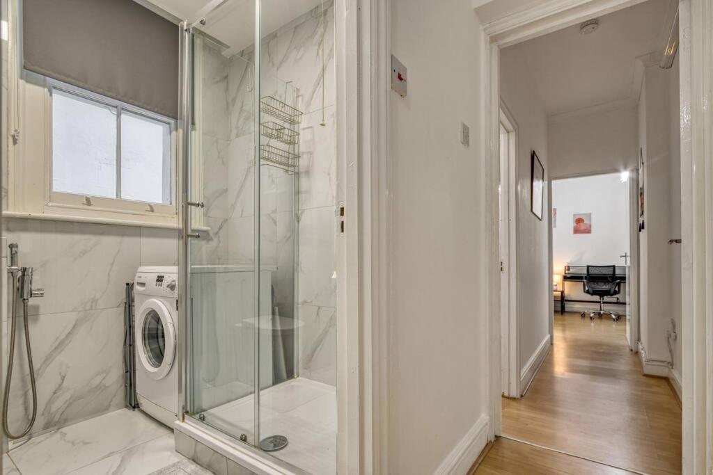 Cosy 2br Retreat Near Paddington Station Londen