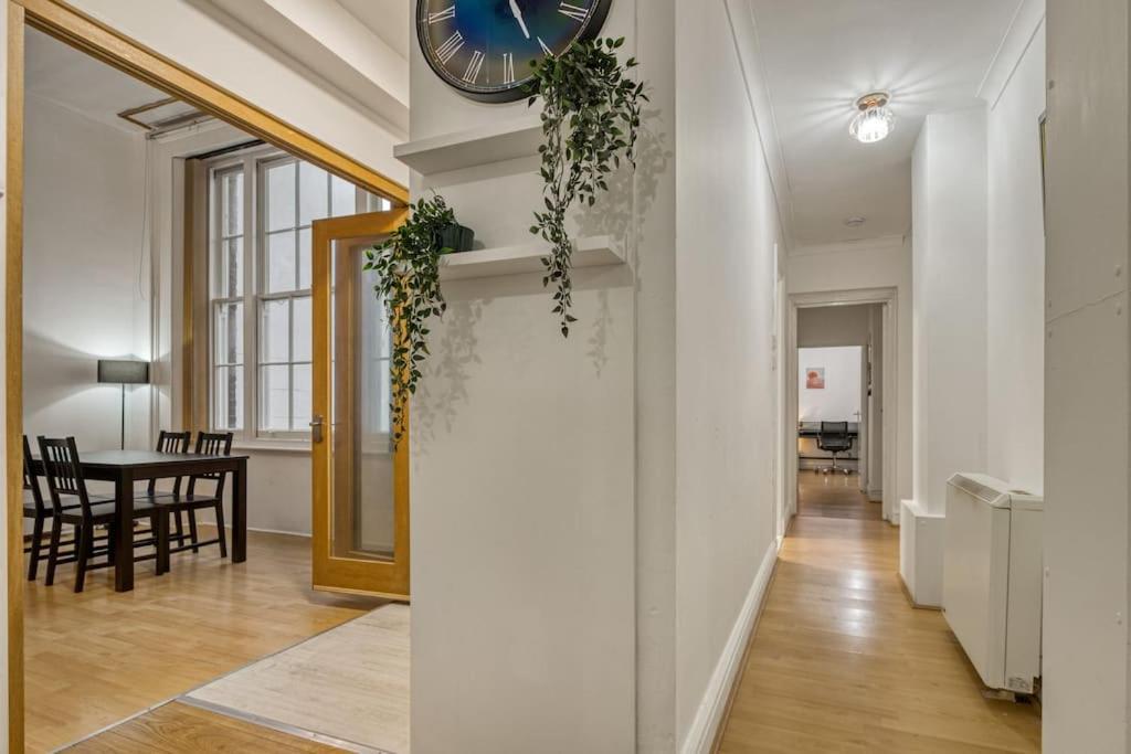 Appartement Cosy 2br Retreat Near Paddington Station *