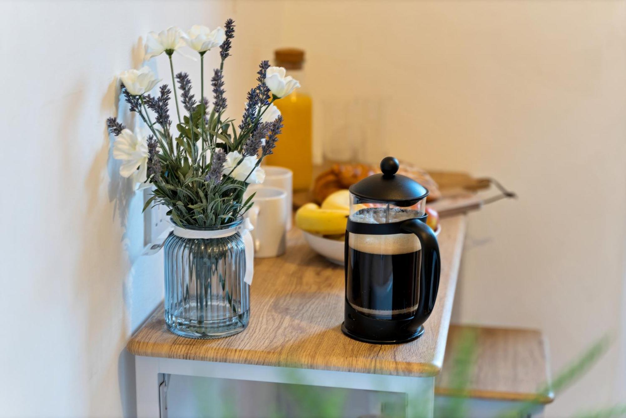 Stylish 2 Bed Near Appartement *