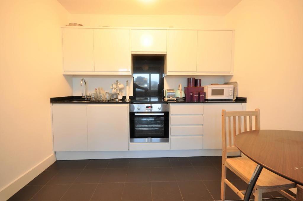 Cosmopolitan Comfort Private Bedrooms In Euston 106 Habitación en casa particular Londres