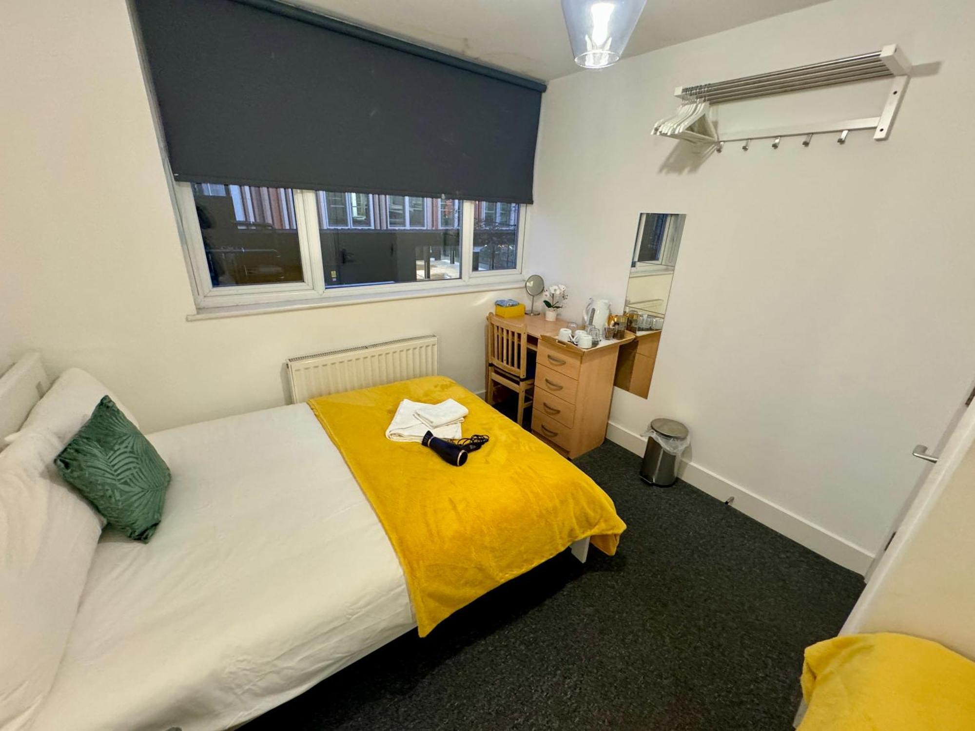 Cosmopolitan Comfort Private Bedrooms In Euston 106 Habitación en casa particular