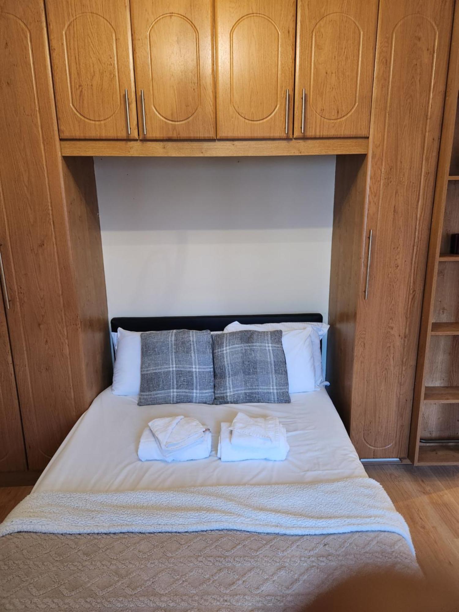 Uk Chaps Retreat: Private Chelsea Apartment