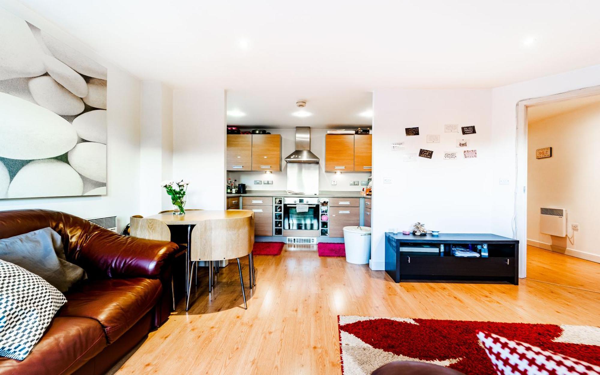 Superhost 1 Bedroom Flat 15 Mins To Center,zone 2 Apartment London
