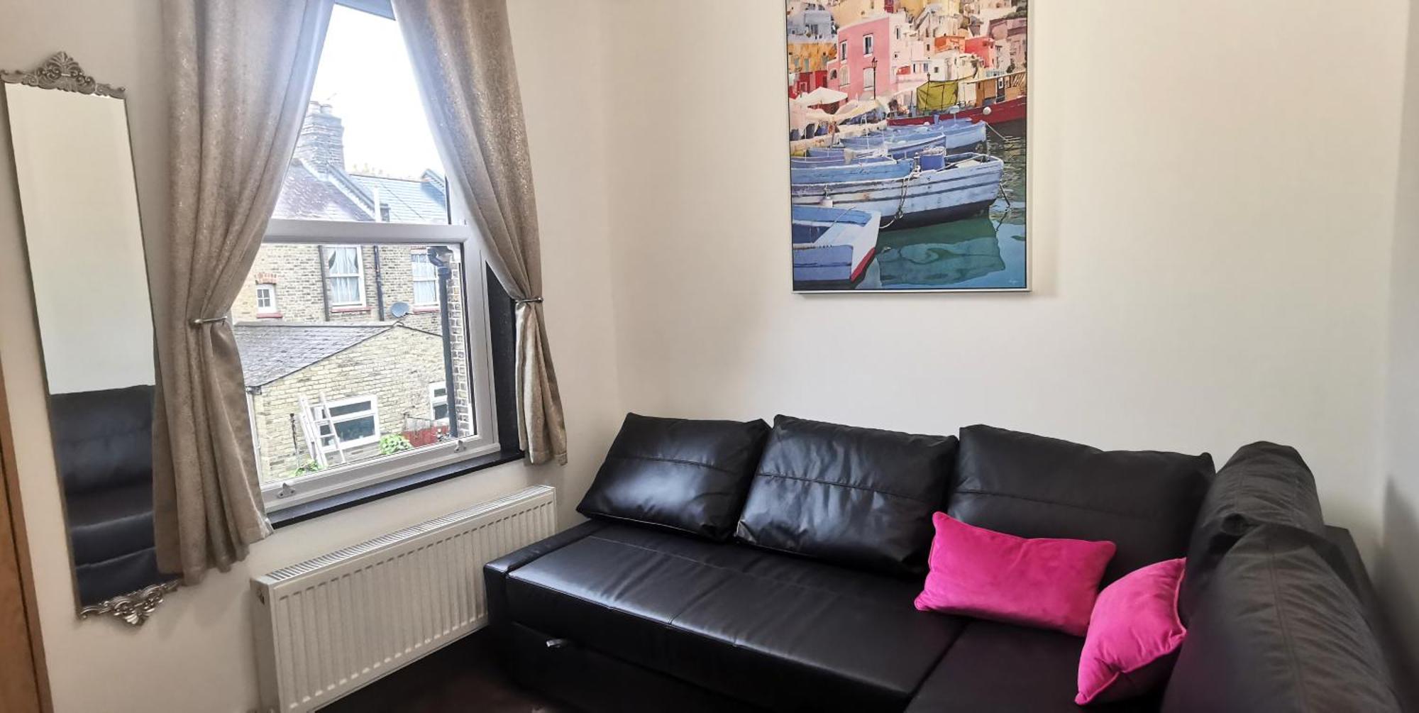 Сasa de vacaciones Luxury House Sleeps 13, 2 Minutes To Metro *