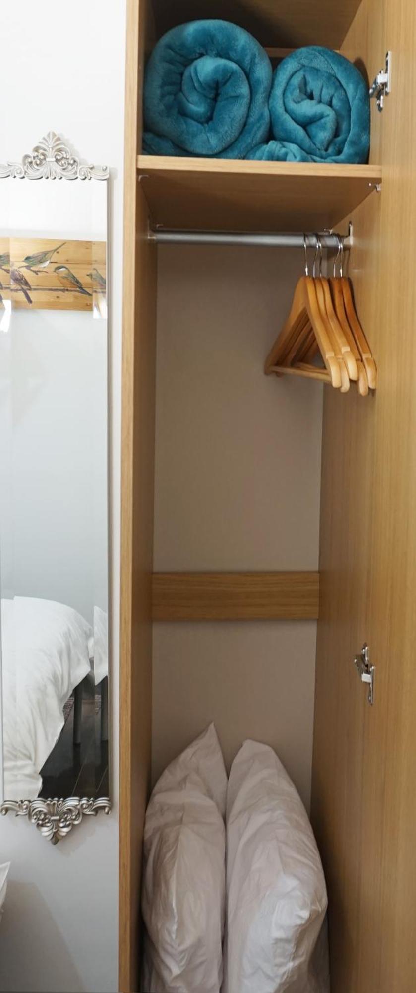 Сasa de vacaciones Luxury House Sleeps 13, 2 Minutes To Metro Londres