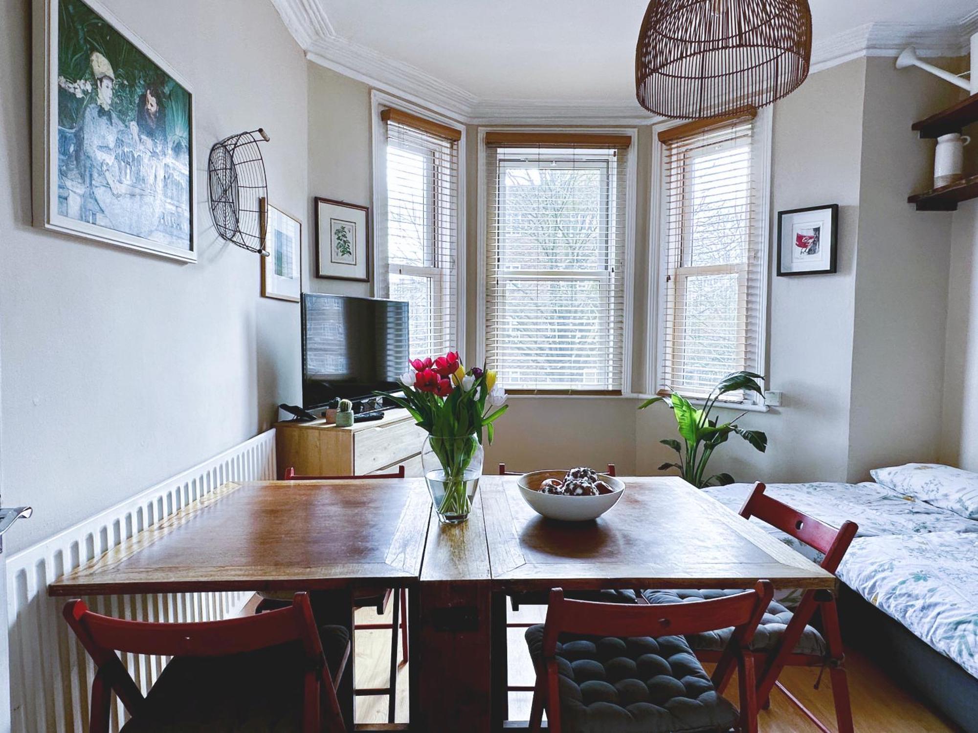 Apartamento Artistic Pied-a-terre, Steps From The Tube, Moments From London's Heart *