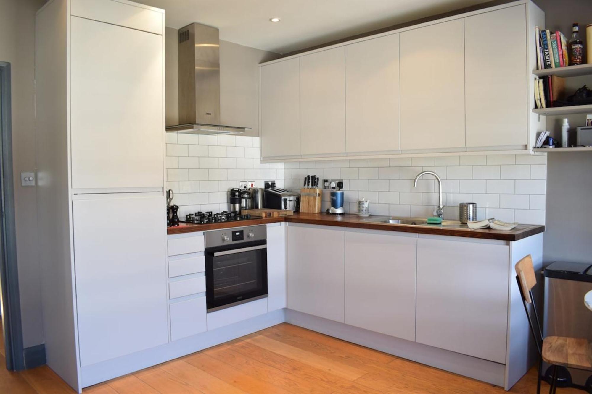 Contemporary 2bd Flat 4 Mins To Finsbury Park!