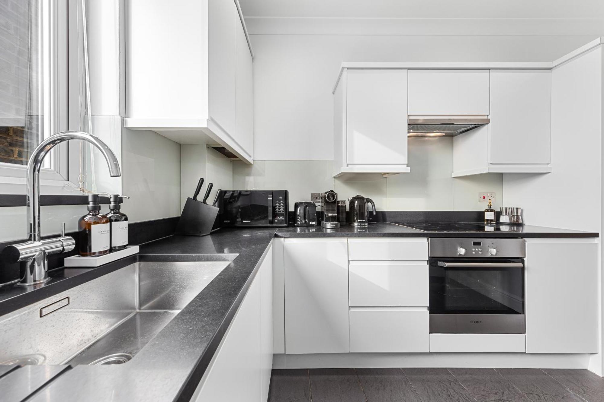 Apartment Designer In Central *