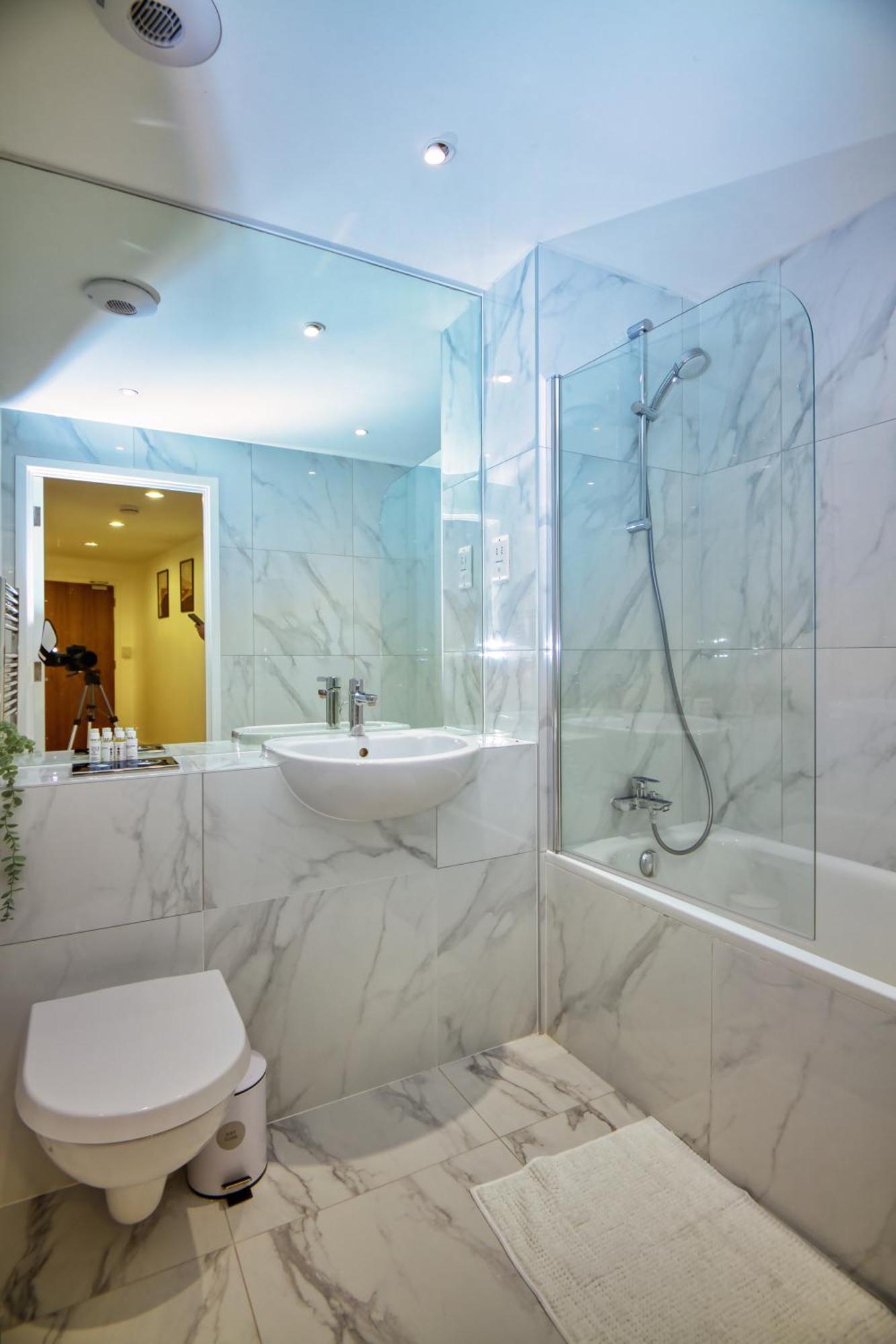 2 Bed Flat In Islington * Londen