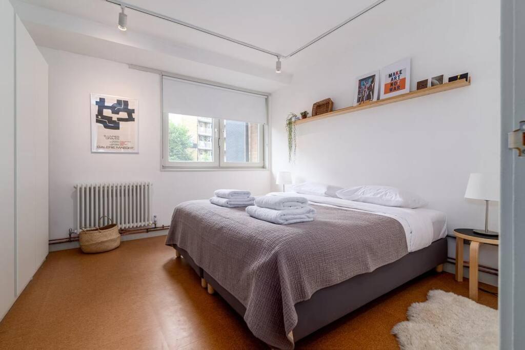 Apartment 2-bedroom Minimalist In Borough *