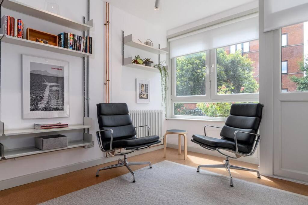 2-bedroom Minimalist In Borough London