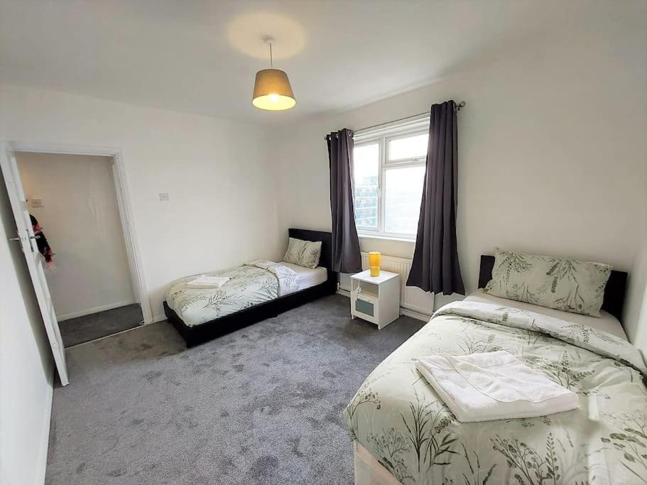 3 Bedroom Flat In Hoxton Londres