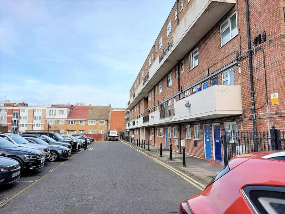 3 Bedroom Flat In Hoxton Londres