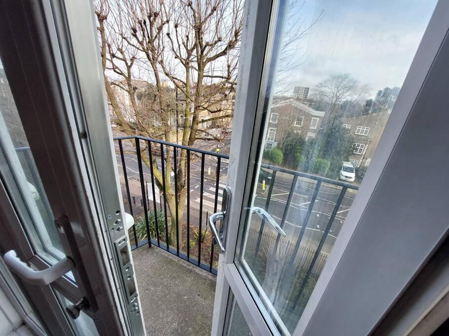 3 Bedroom Flat In Hoxton Apartamento *