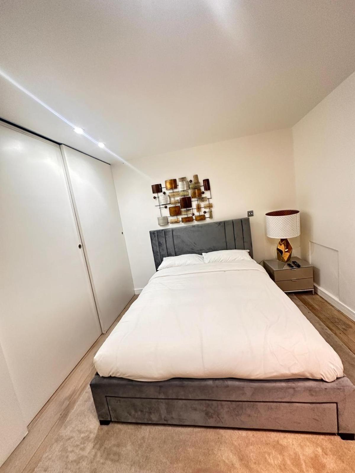 Spacious Flat - 2bhk Apartamento *
