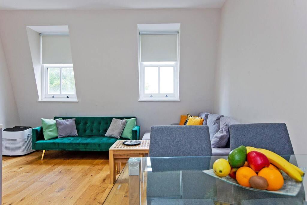 Stylish 1bed Duplex Kensington Londen
