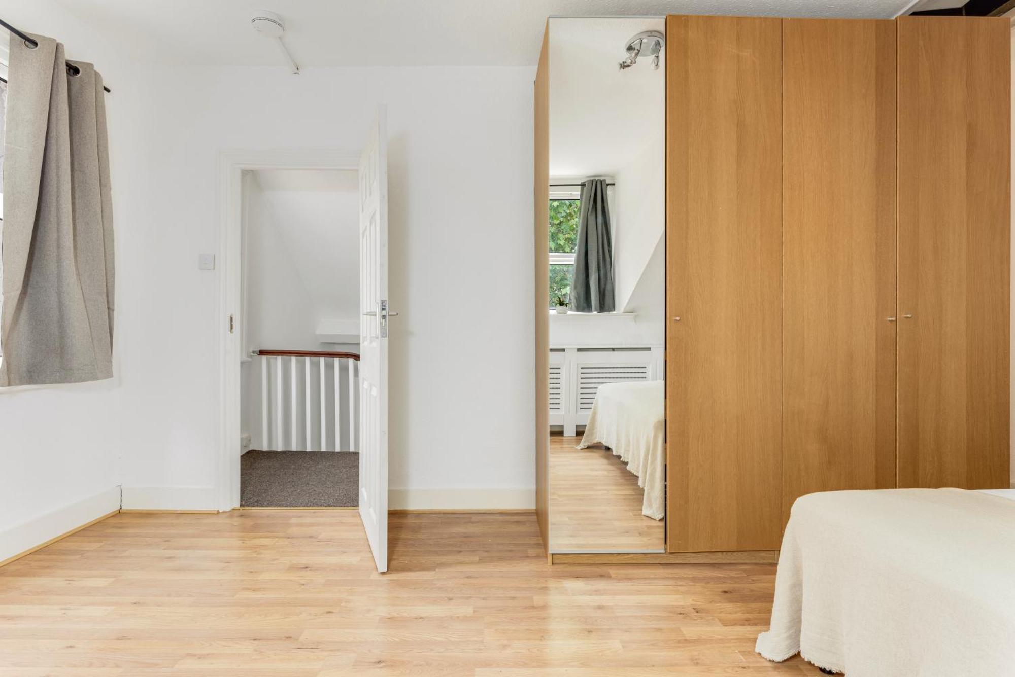 Appartement The Acton Luxury Flat