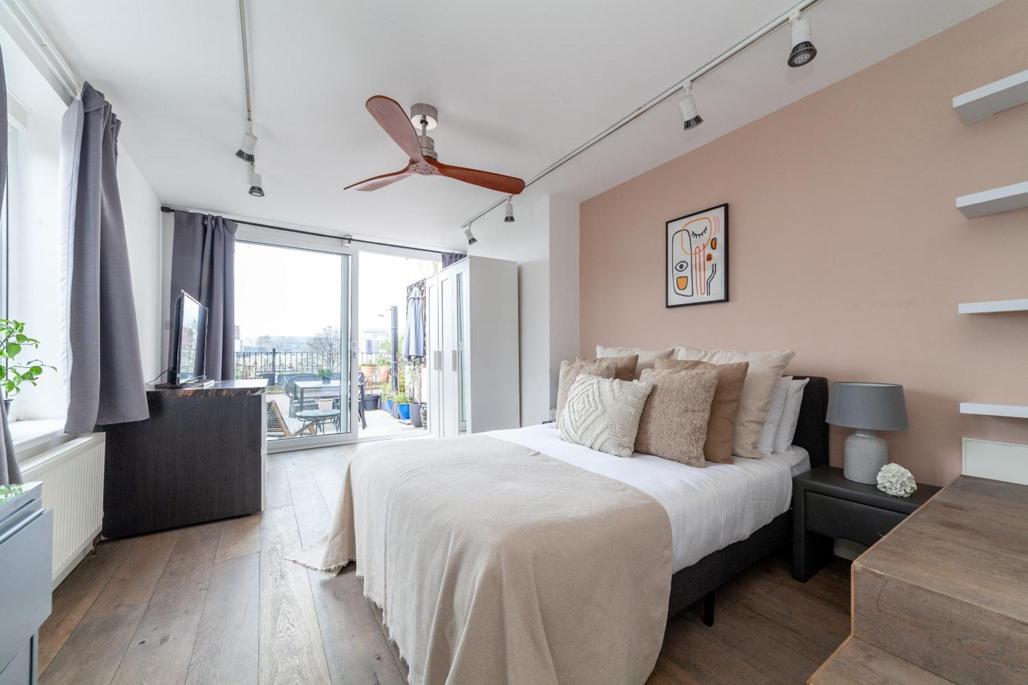 Apartment The Nine Elms Collection