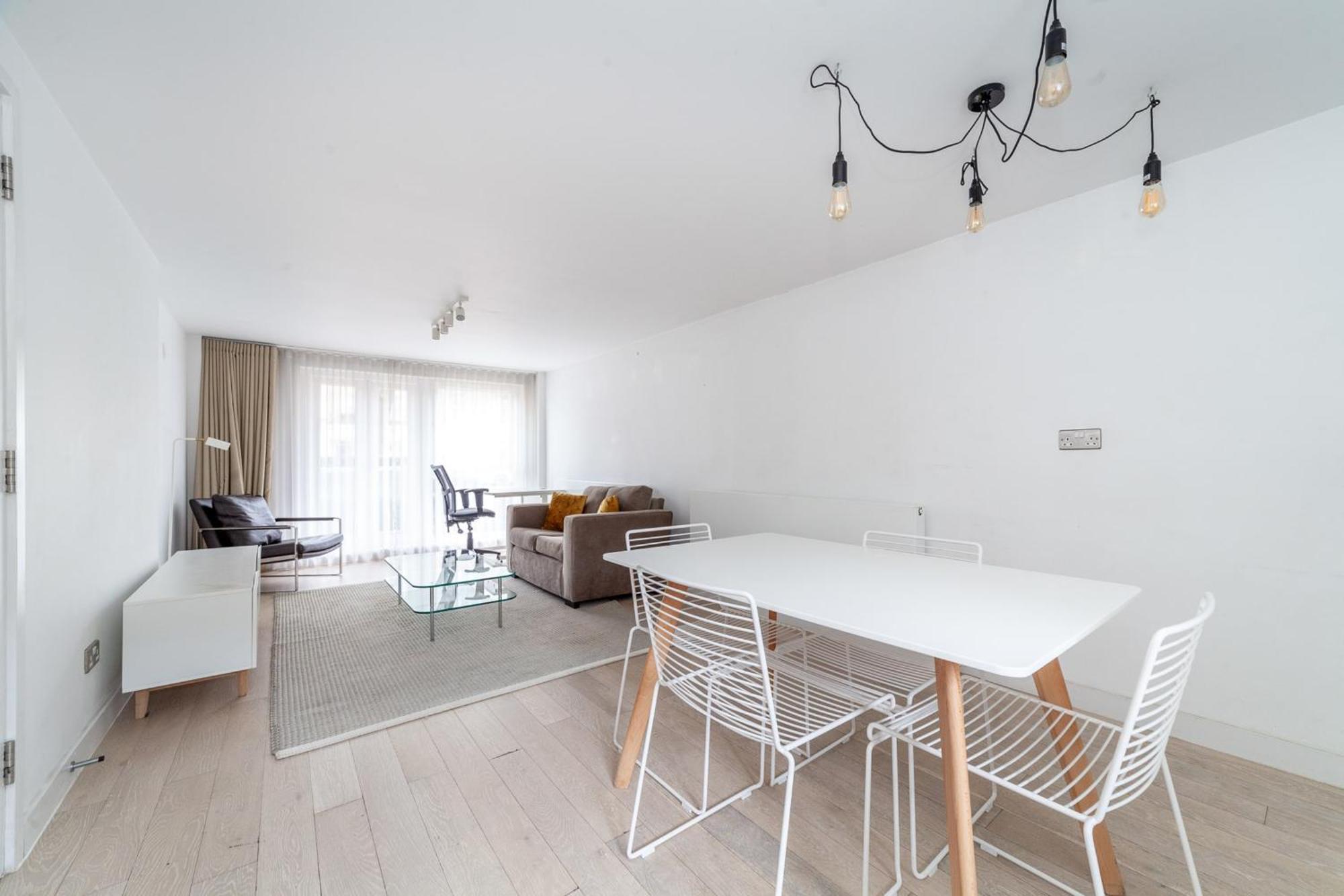 Relay Two Bedroom Belgravia Charm * London