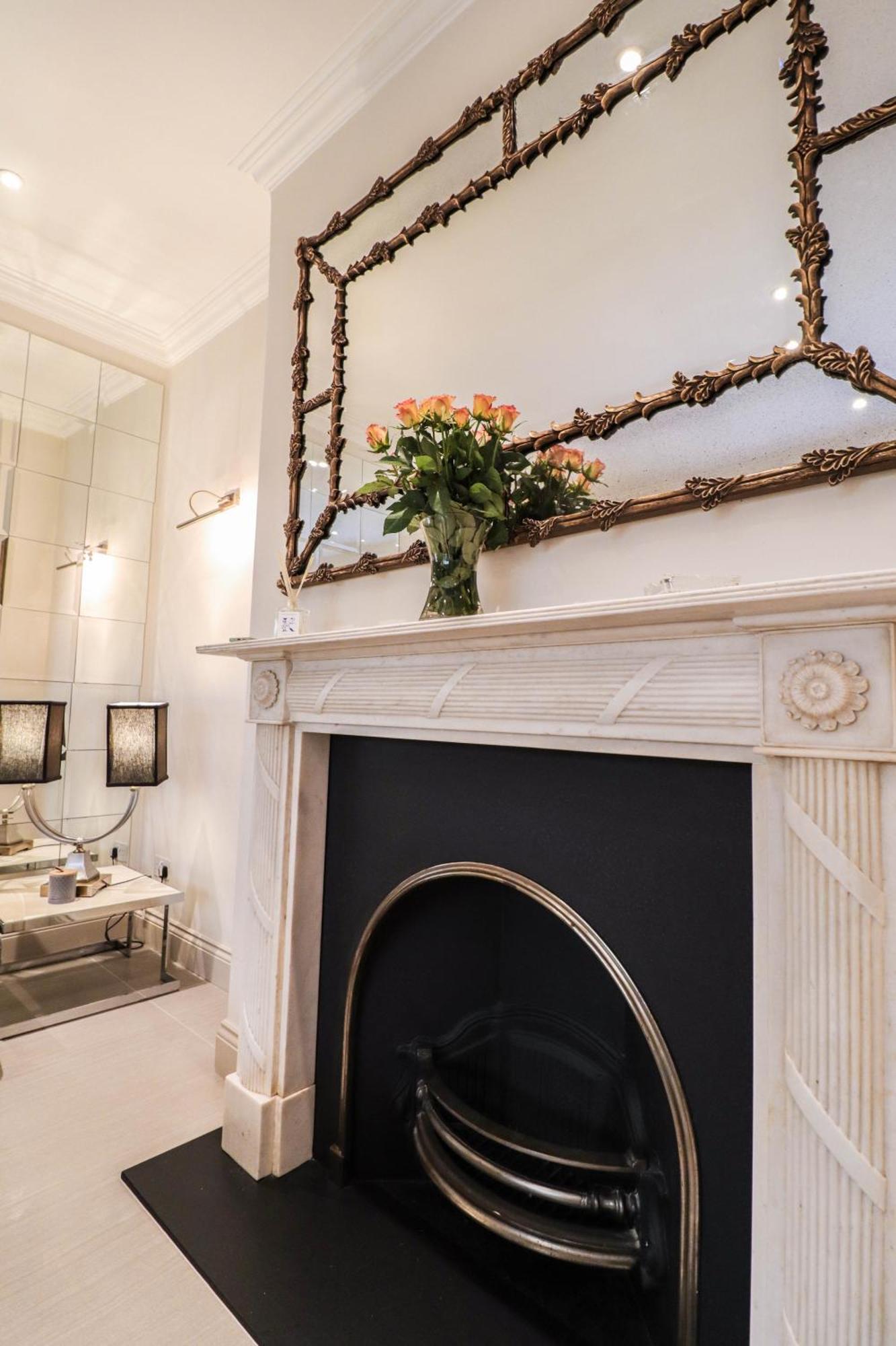Apartment Lovely Kensington Apartment In A Prime Location London
