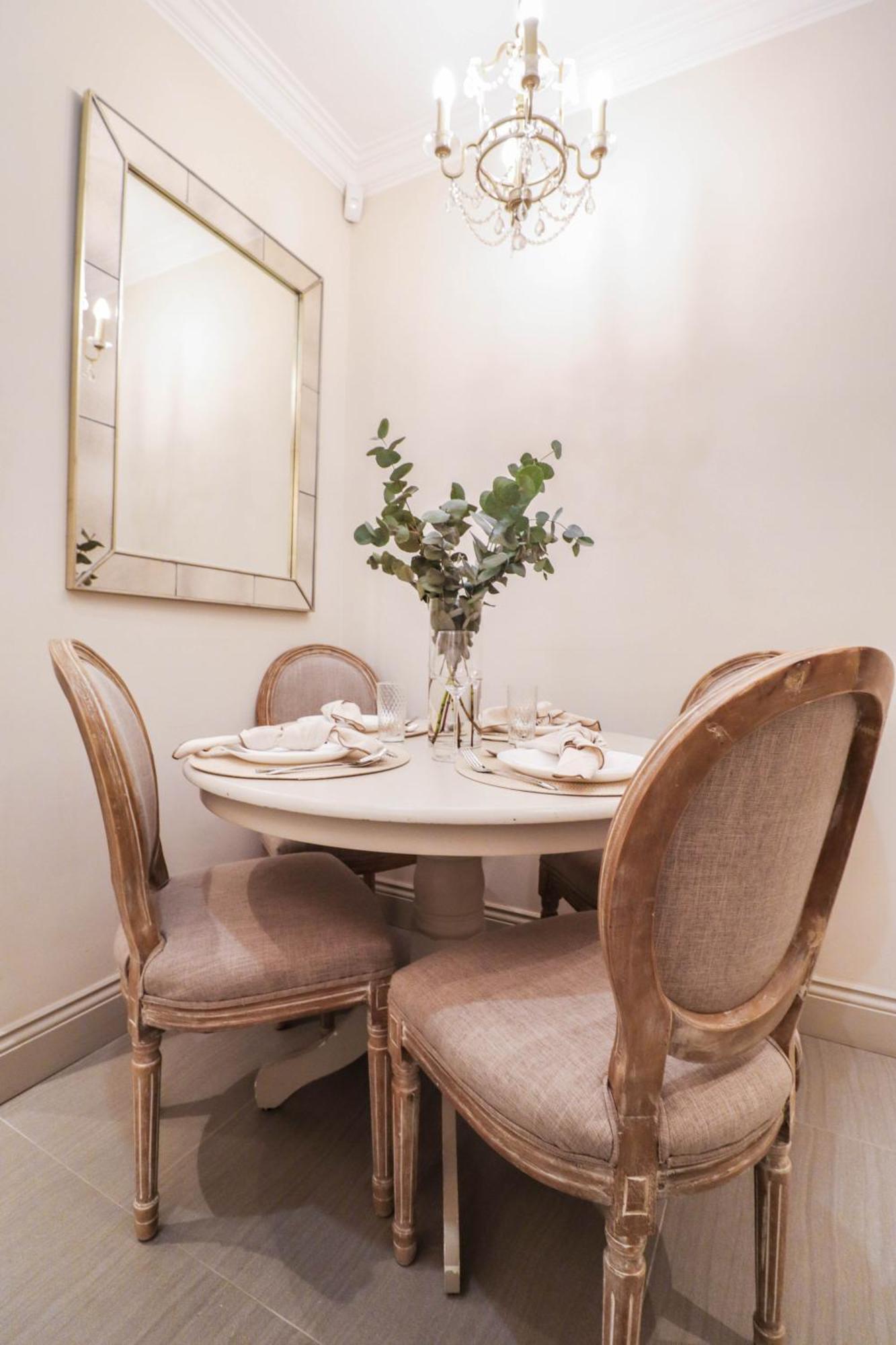 Apartment Lovely Kensington Apartment In A Prime Location London