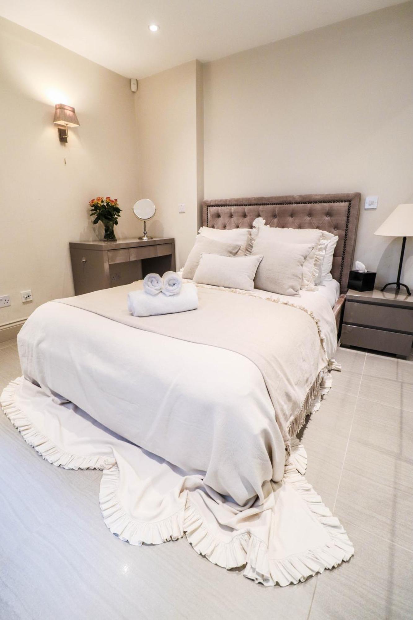 Lovely Kensington Apartment In A Prime Location Apartment *