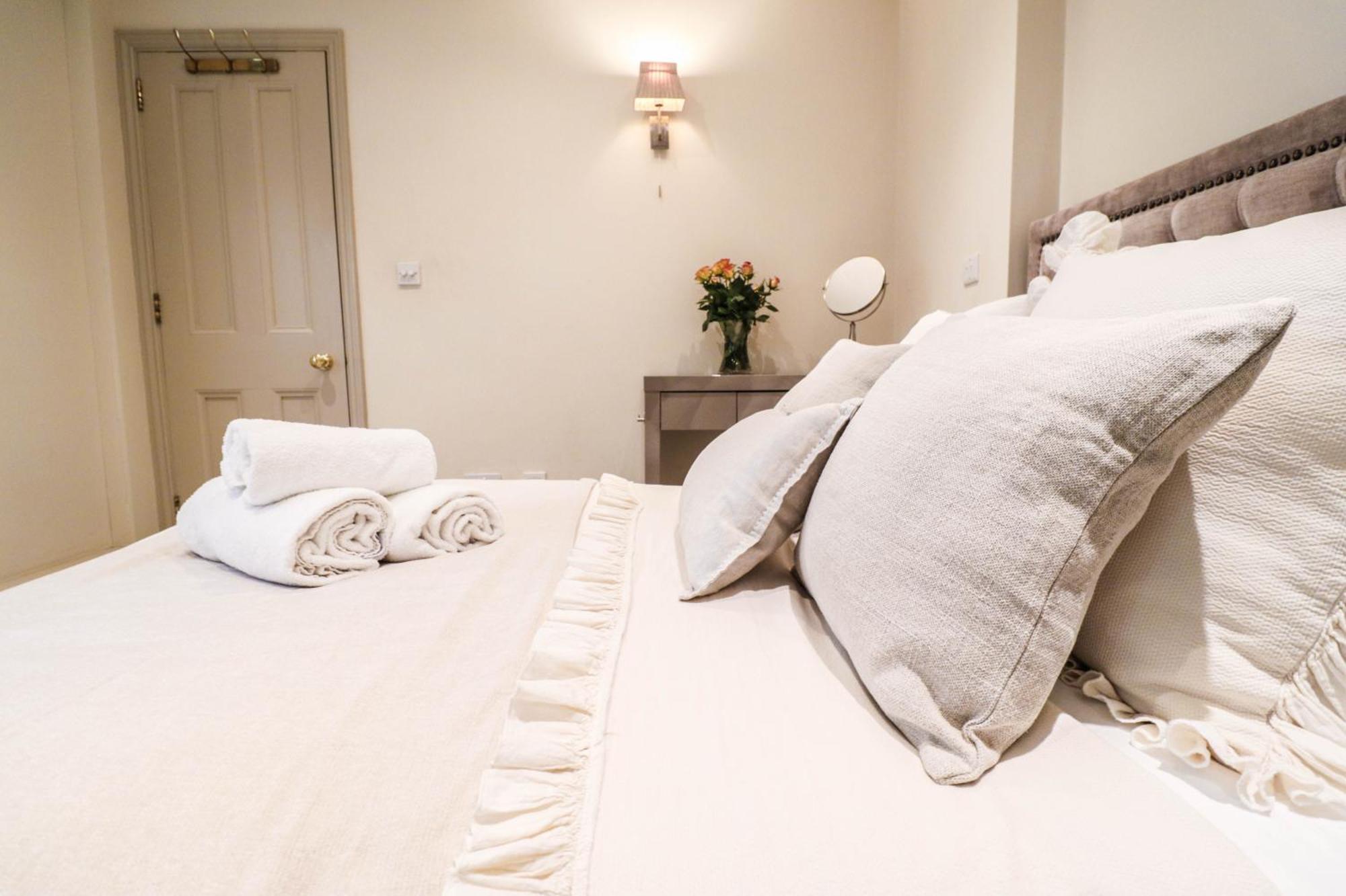 Apartment Lovely Kensington Apartment In A Prime Location London