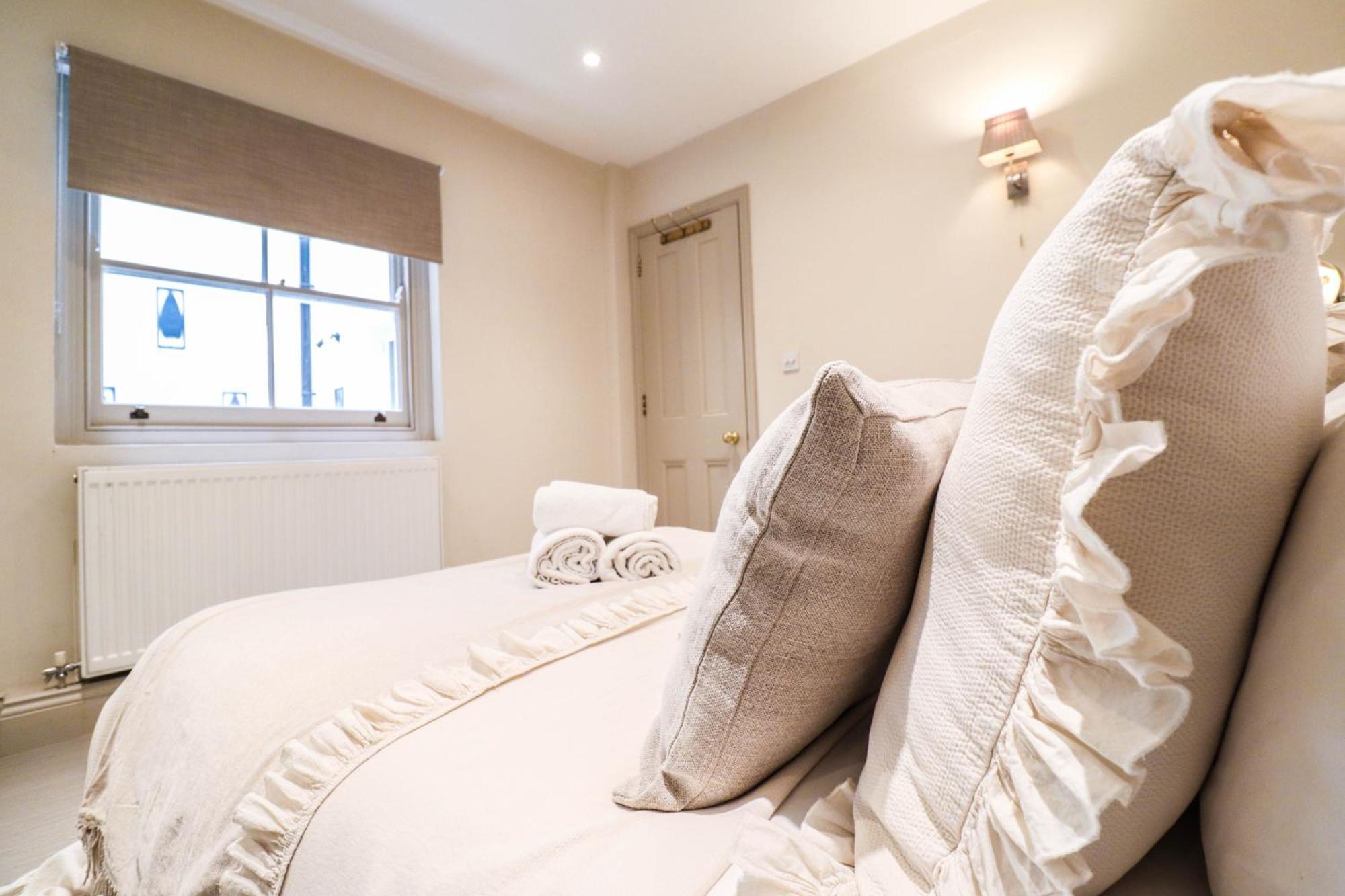 Lovely Kensington Apartment In A Prime Location Apartment