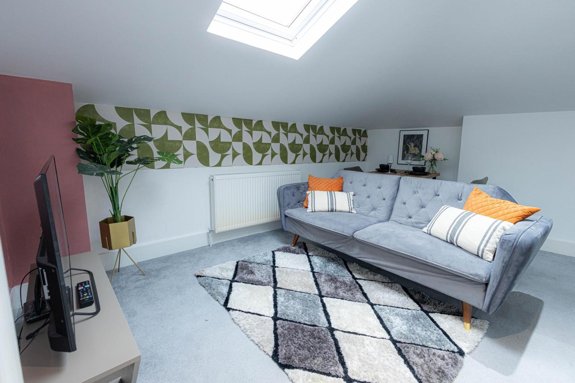 Deluxe Urban Retreat With City Views Studio And One Bedroom Near Camden By Belvilla London