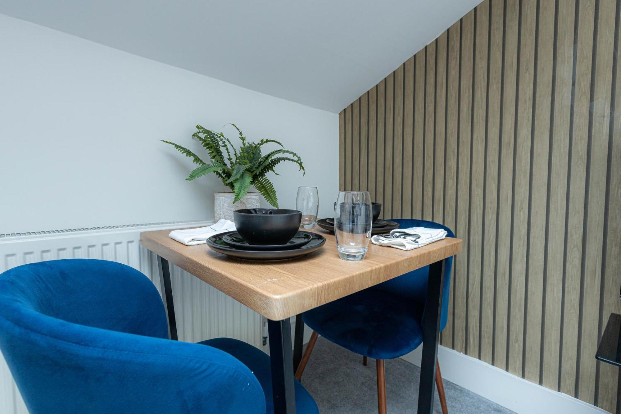 Deluxe Urban Retreat With City Views Studio And One Bedroom Near Camden By Belvilla