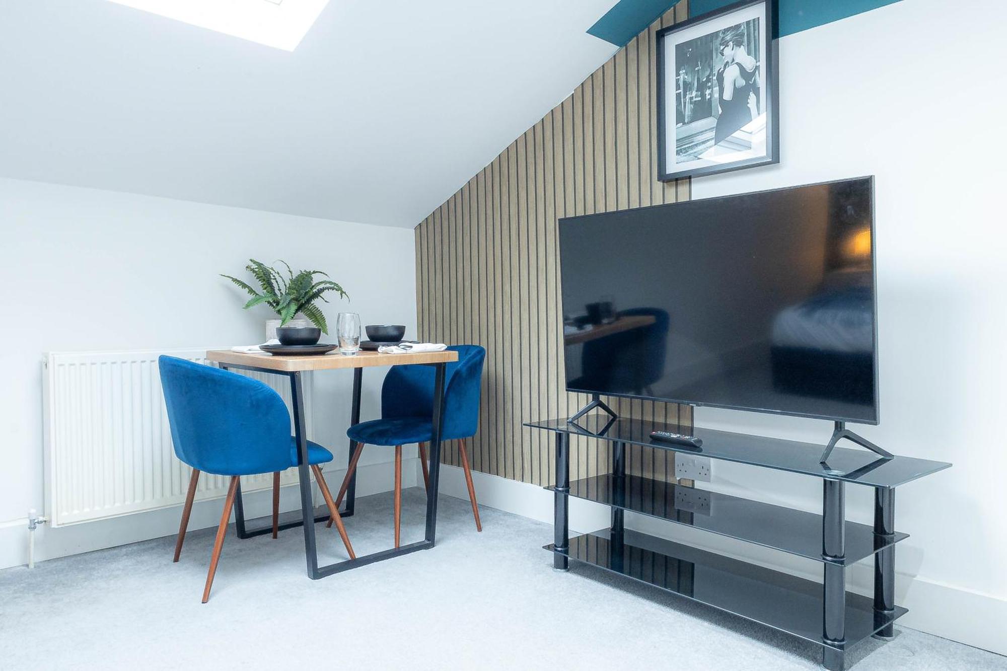 Apartment Deluxe Urban Retreat With City Views Studio And One Bedroom Near Camden By Belvilla