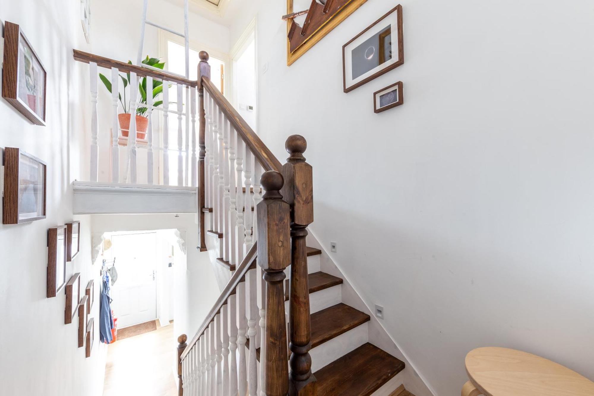 Holiday home Chic Semi-detached House With A Private Garden, Se