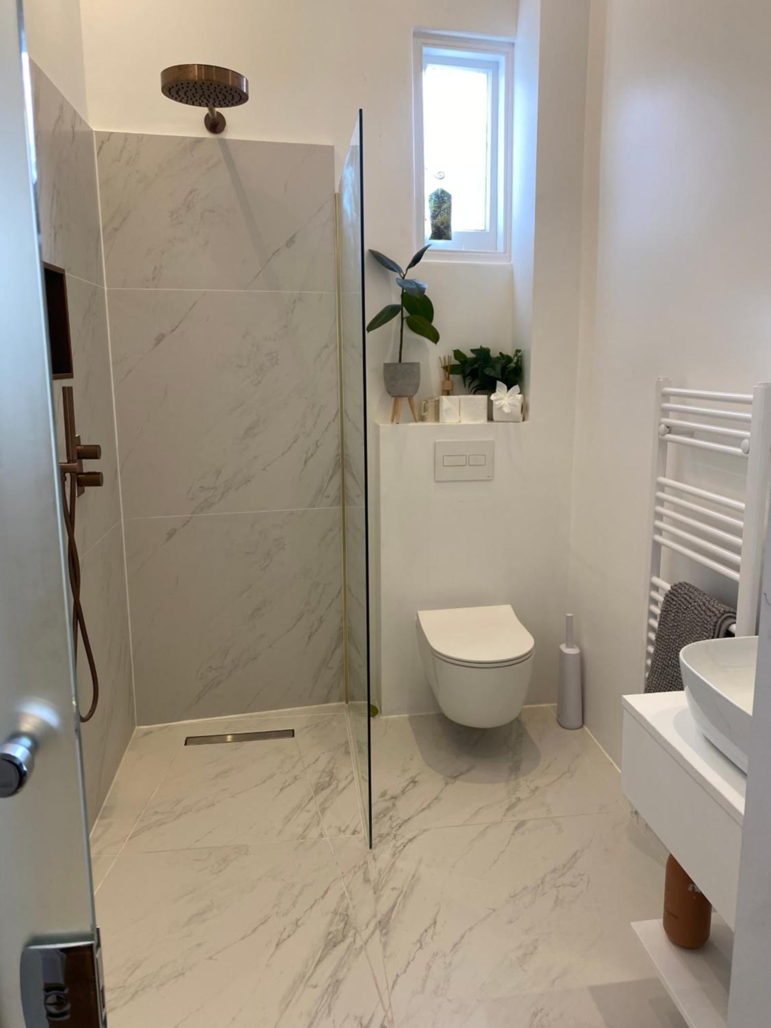 Interior Designed Flat Near Kew Botanical Gardens London
