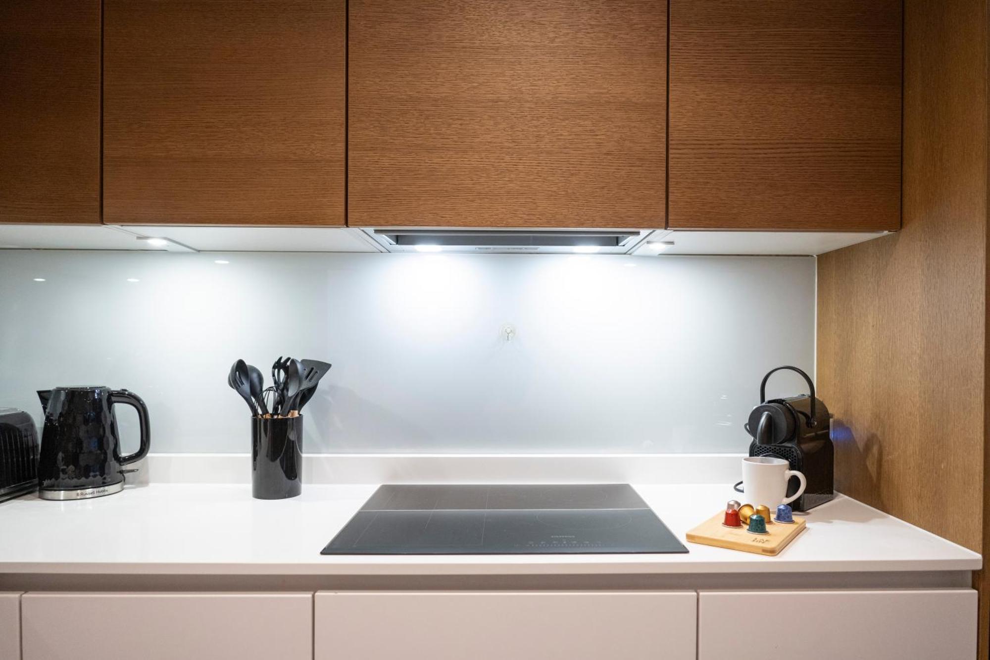Newly Furnished W/ Patios - Hampstead Heath London