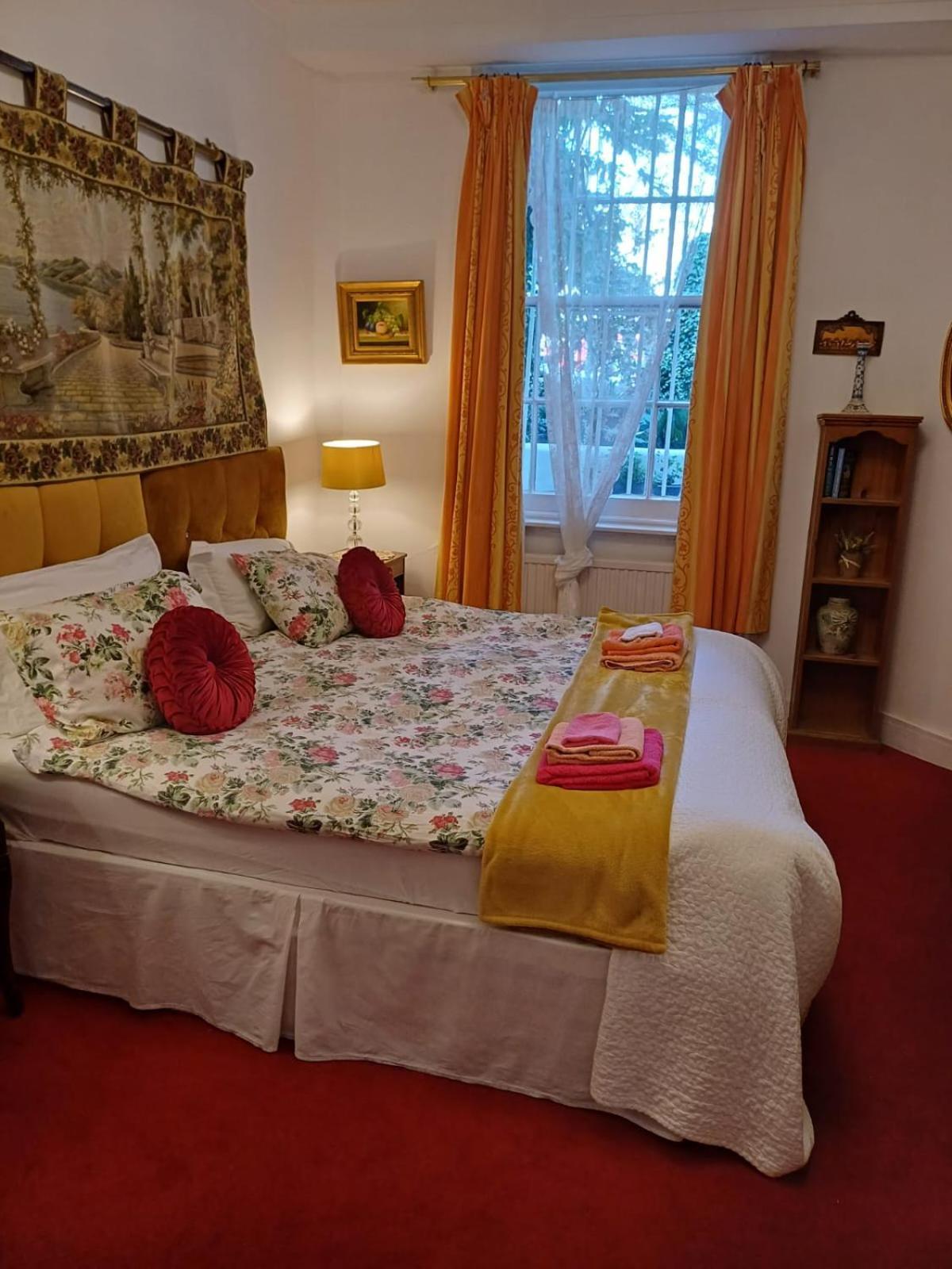 Juliette's Bed & Breakfast London