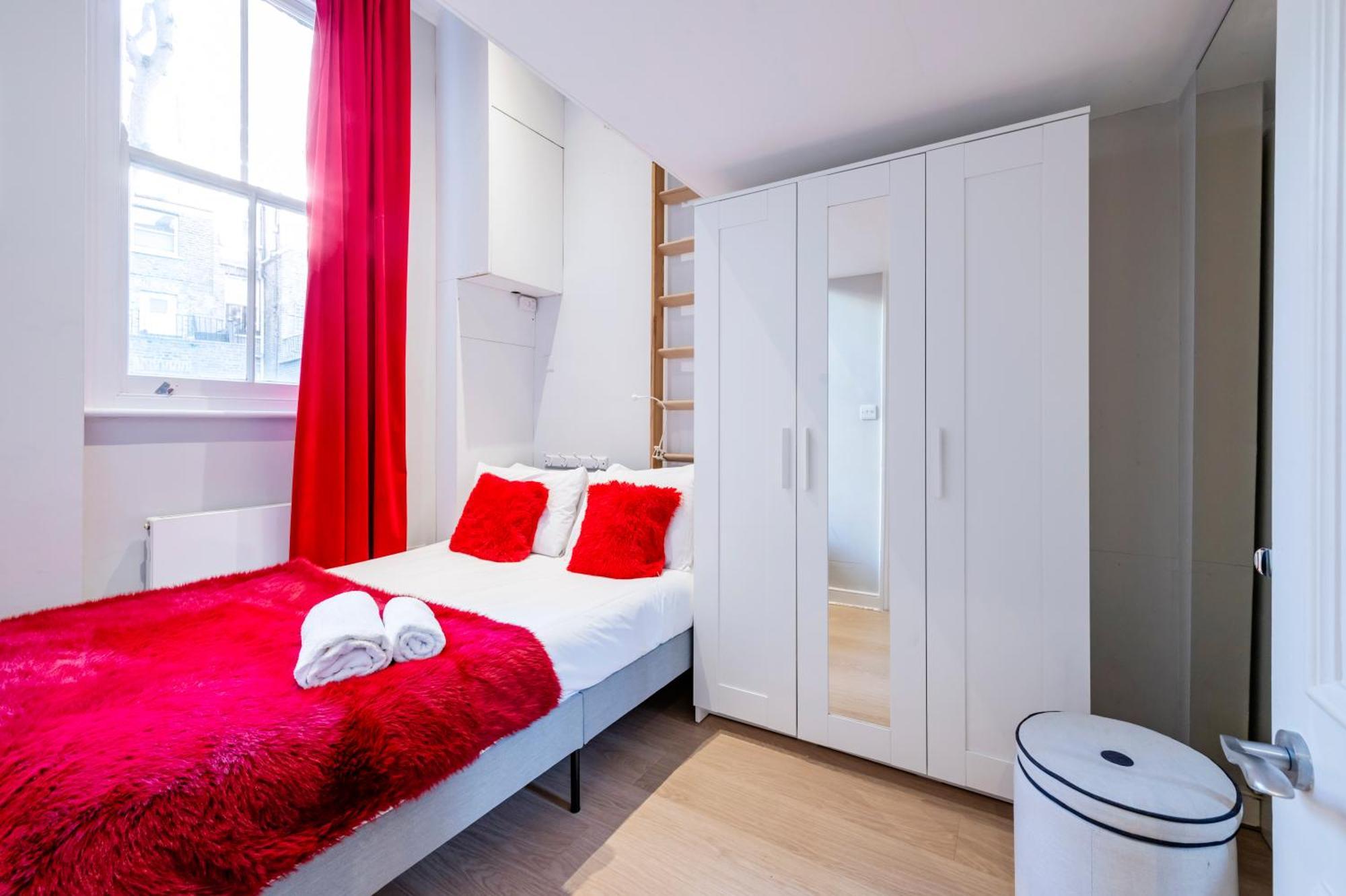 Chelsea Two Bedroom Apartment