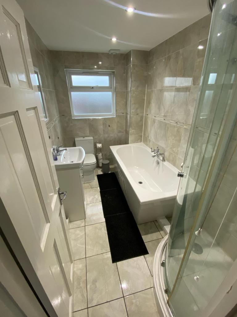 Three Bedroom Flat, Camborne Avenue W13
