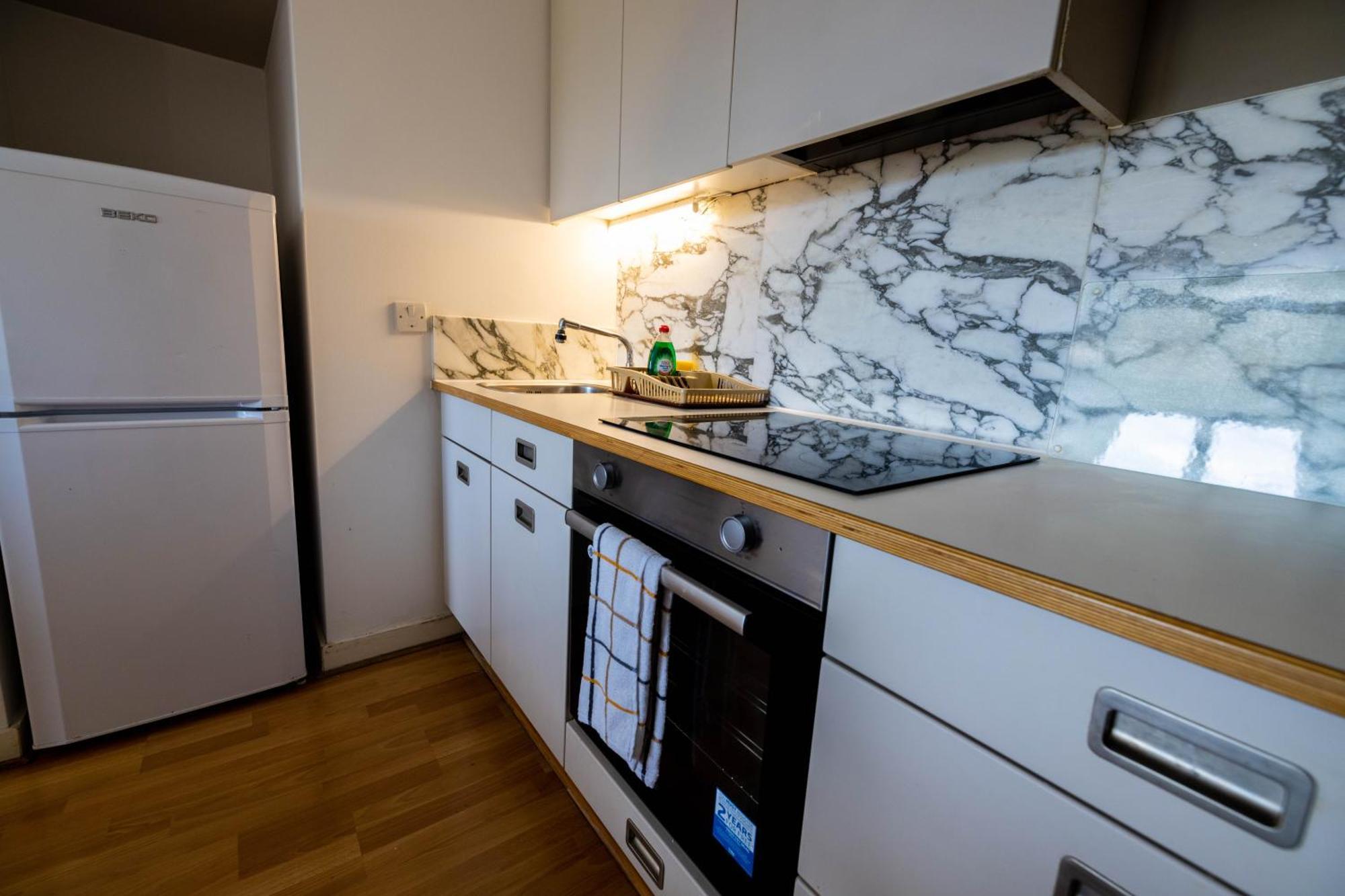 Apartment Beautiful And Spacious 2-bed In