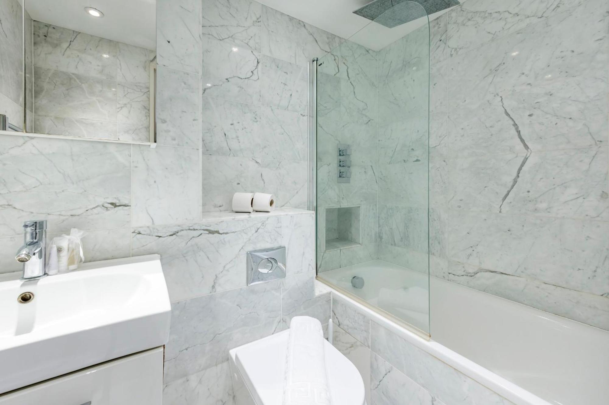 Apartment Stunning 2-bedroom-hosted By Sweetstay London