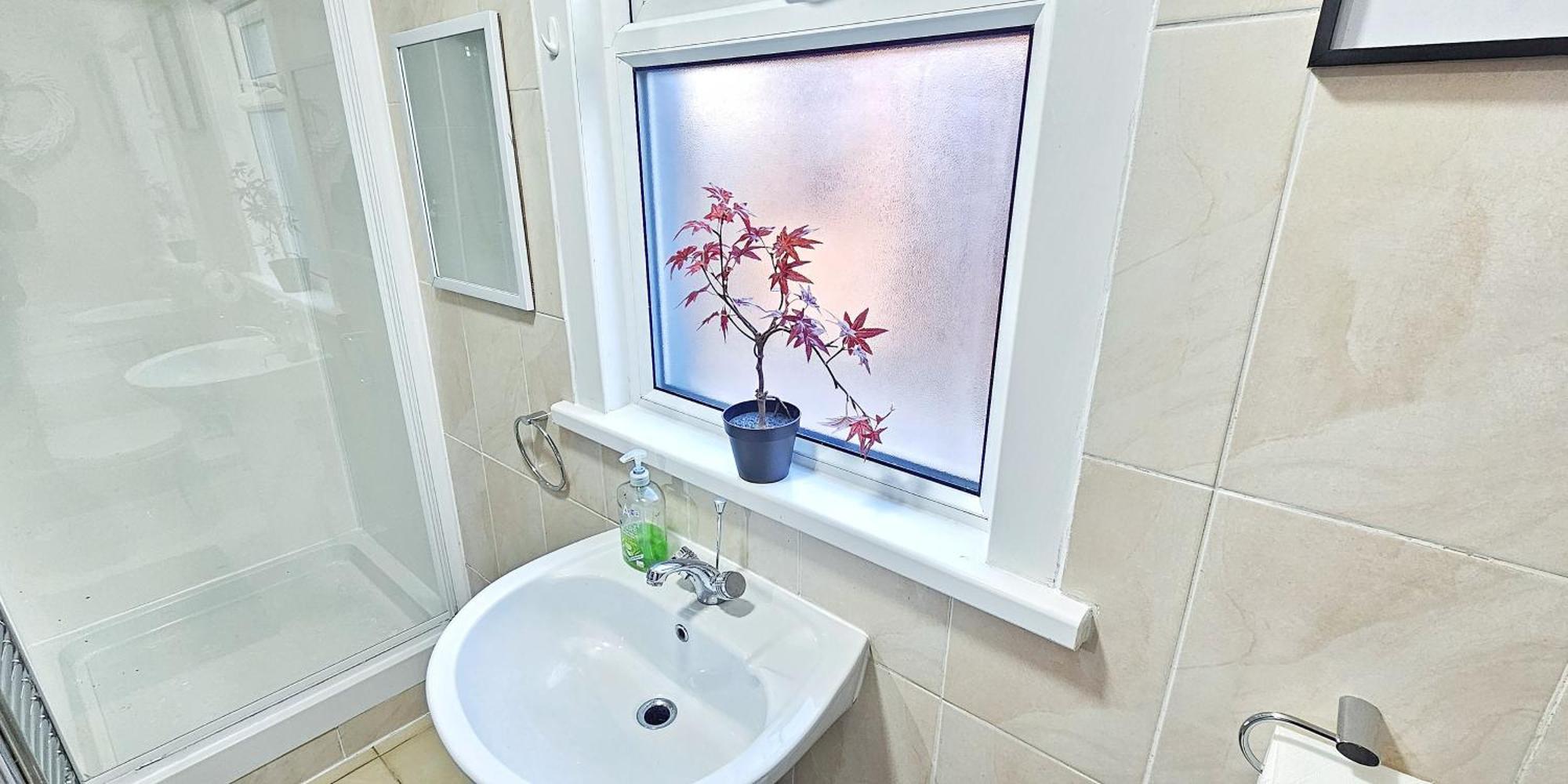 Vakantiehuis Stratford City - Luxe House With Garden Londen