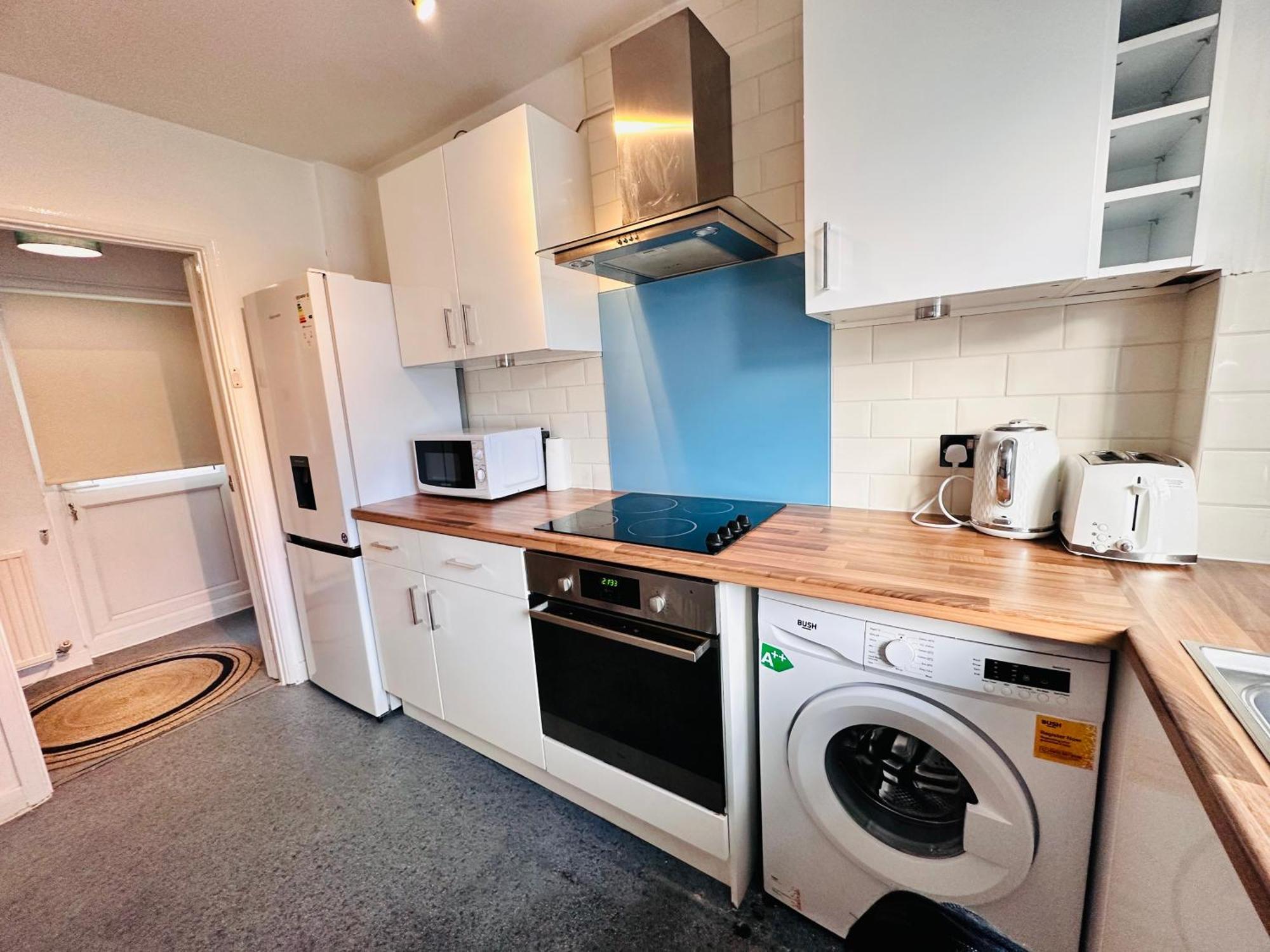 Victoria Family In Apartment London