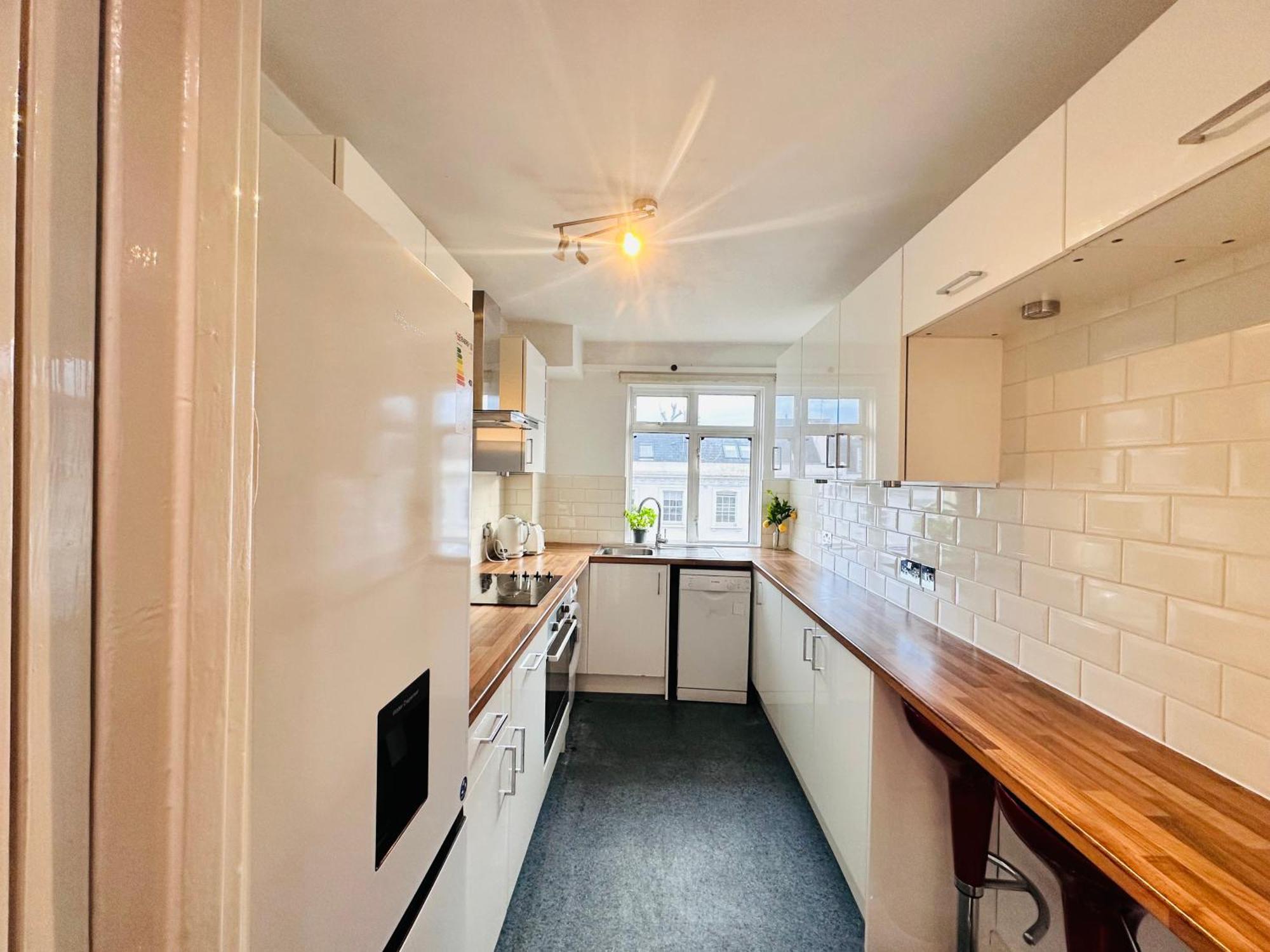 Apartment Victoria Family In London