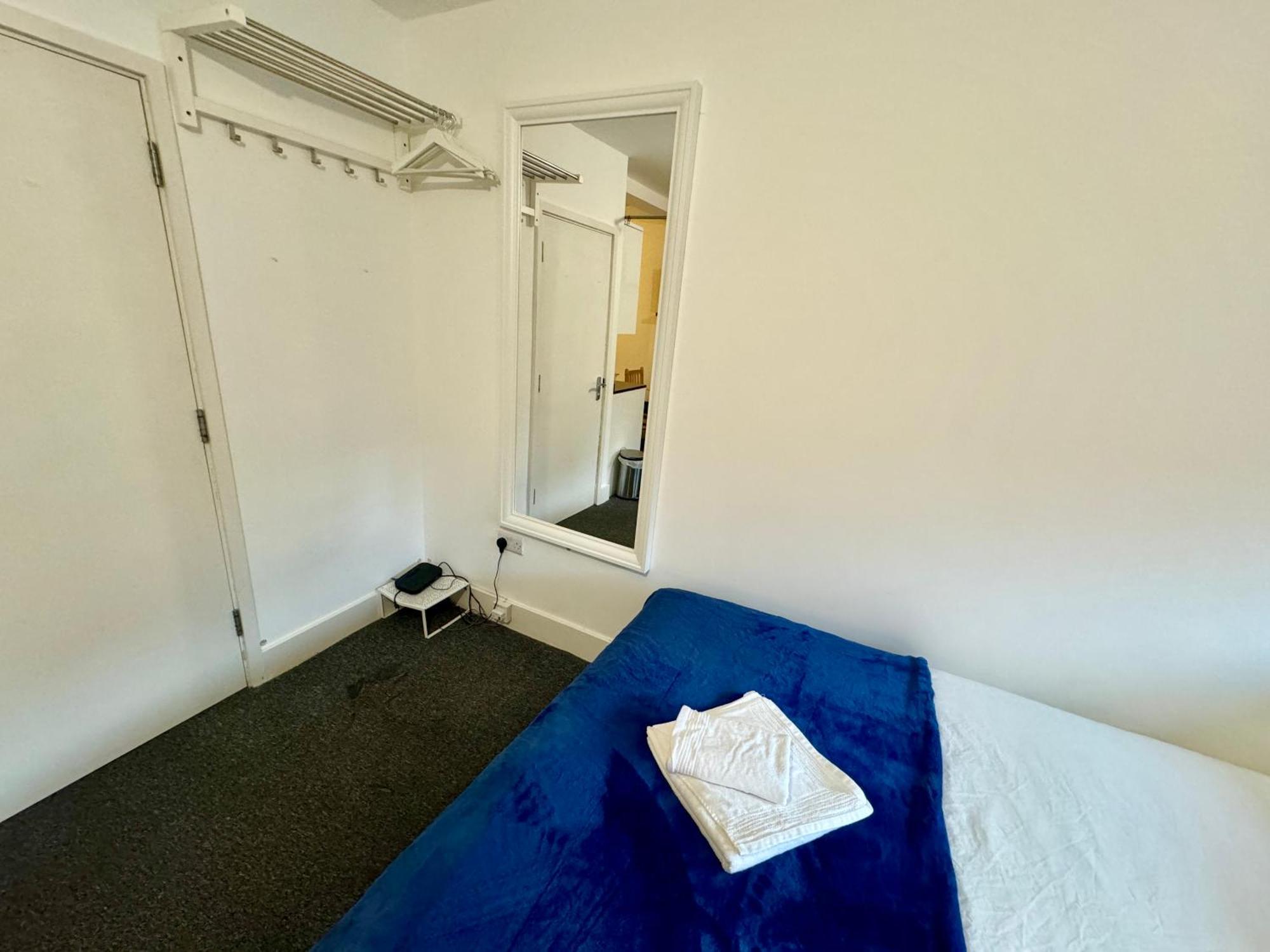Cosmopolitan Comfort Private Bedrooms In Euston 106 Londres