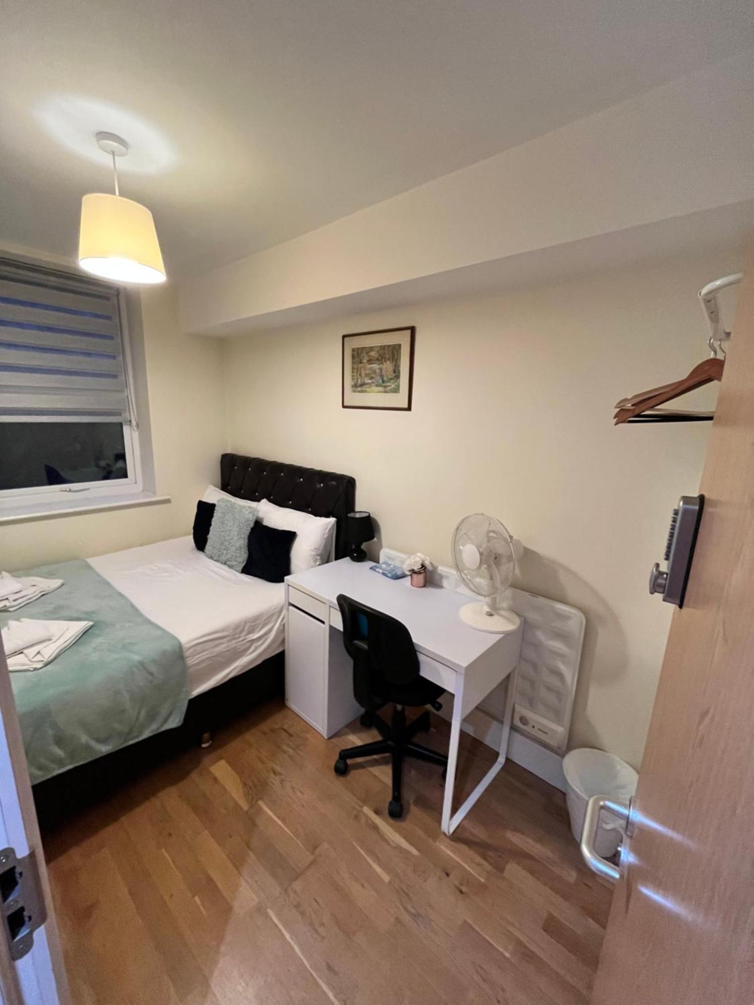 Metropolitan Coziness Private Bedrooms In Euston Station 161 Guest house