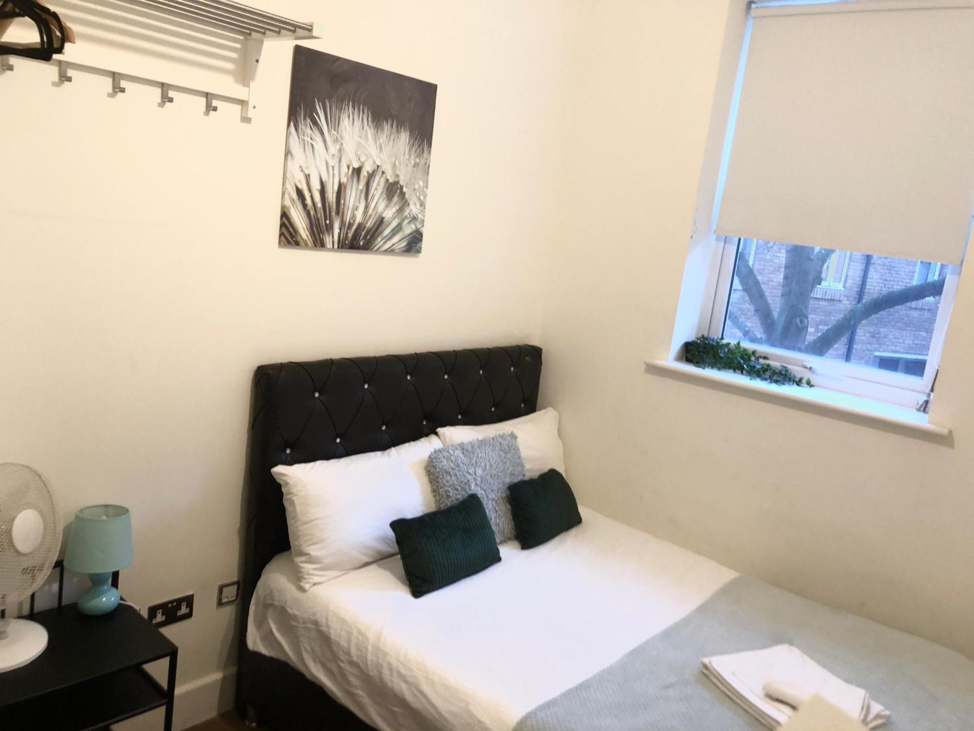 Metropolitan Coziness Private Bedrooms In Euston Station 161 * London